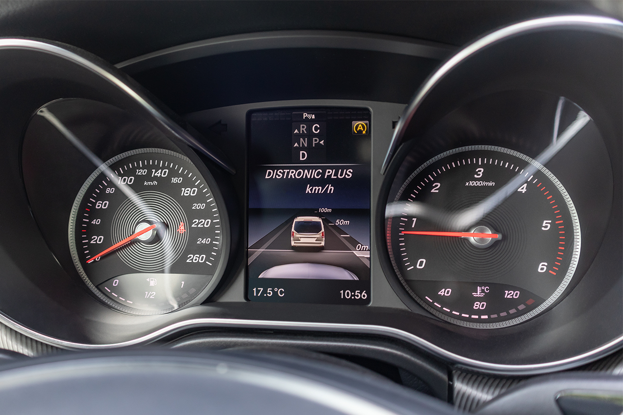 Komplettset zur Nachrüstung Distanzregelung Code ET4 für Mercedes V-Klasse EQV 447