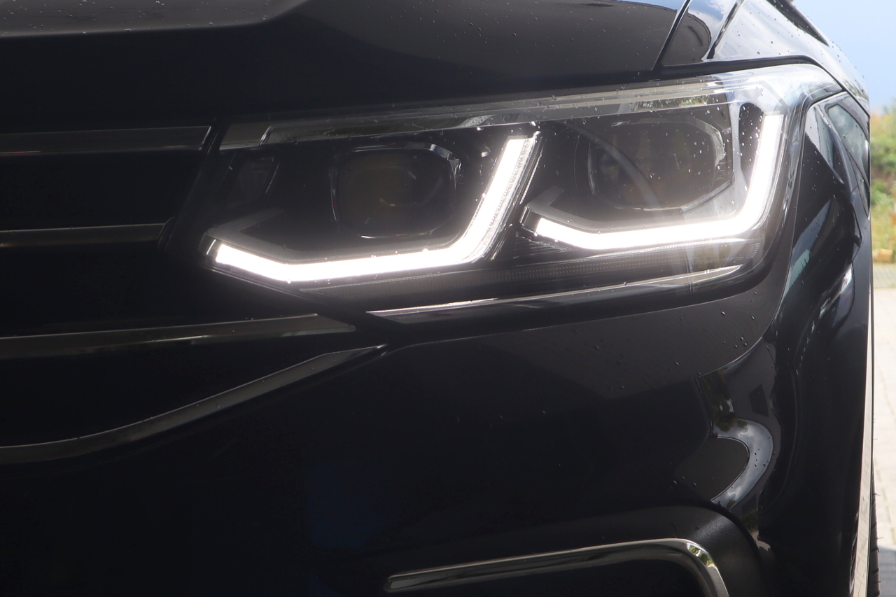 LED headlights with LED DRL for VW Tiguan AD1, AX1