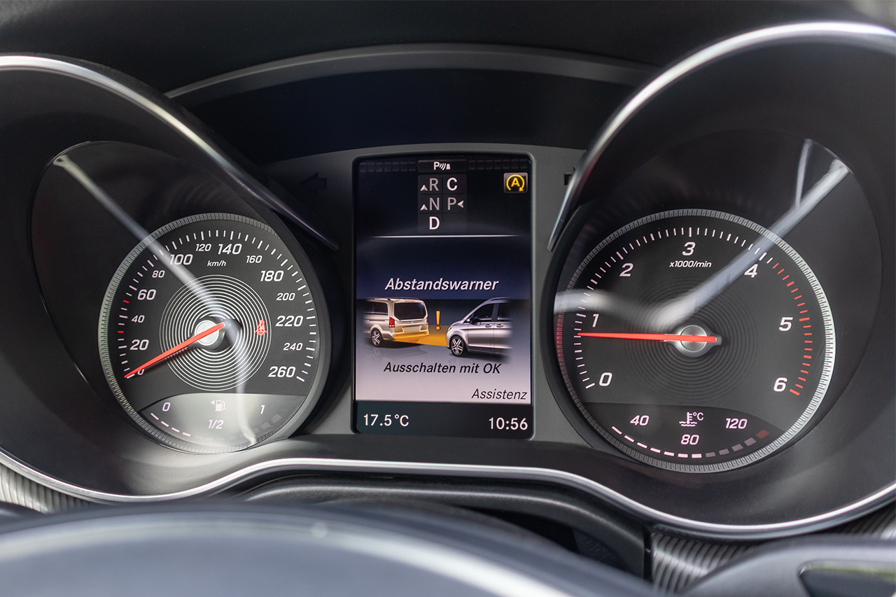 Komplettset zur Nachrüstung Distanzregelung Code ET4 für Mercedes V-Klasse EQV 447