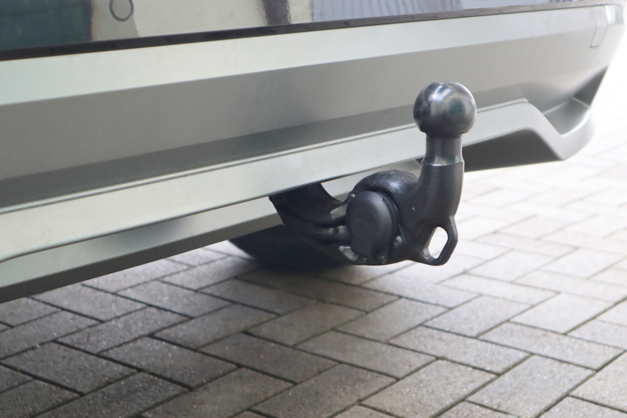 Complete trailer hitch (towbar) for Skoda Kamiq NW4