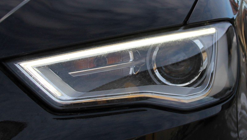 Complete Bi-Xenon Headlights - Retrofit with daytime running light for Audi A3 8V