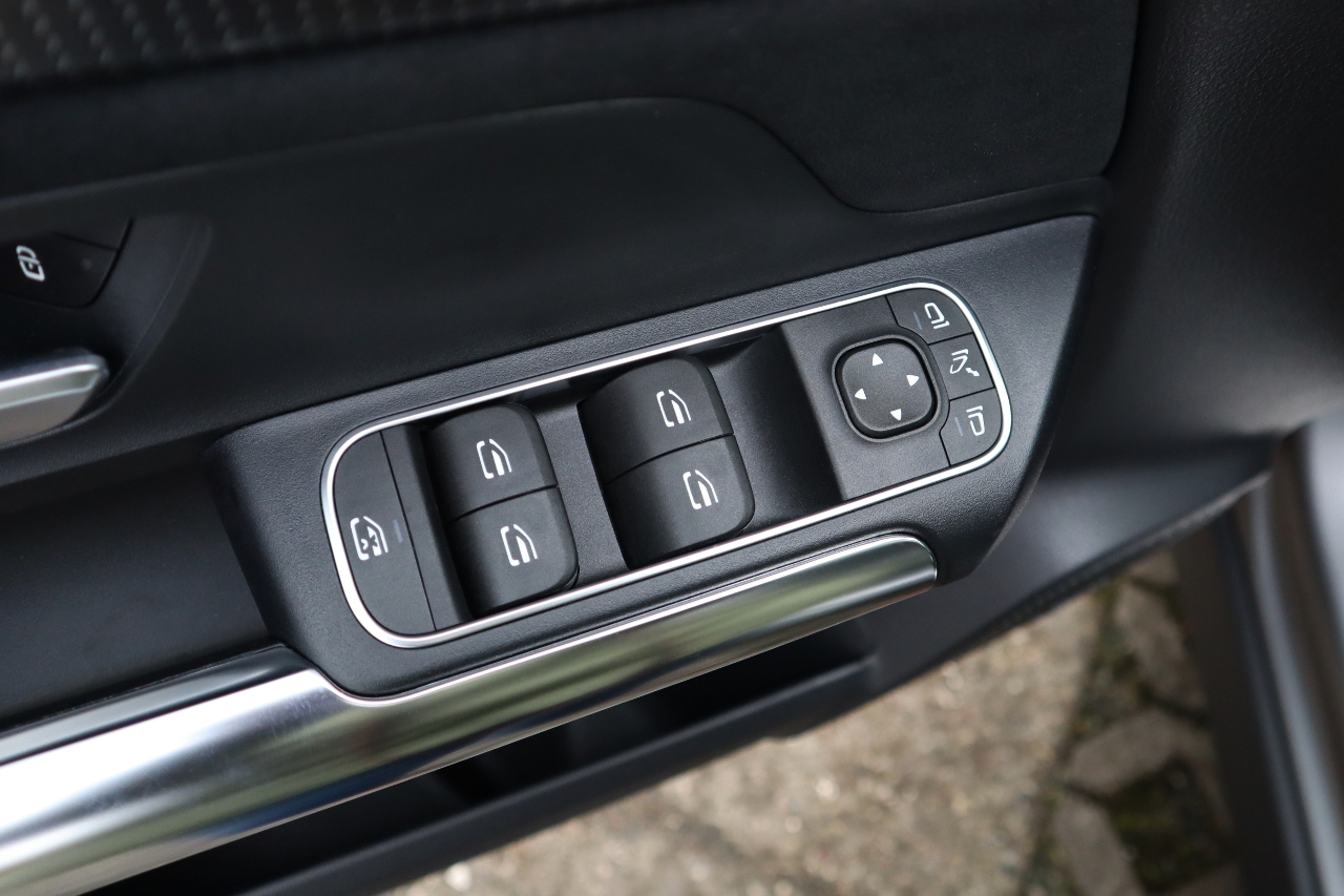 Komplettset el. anklappbare Außenspiegel Code 500 für Mercedes Benz EQA-Klasse H243