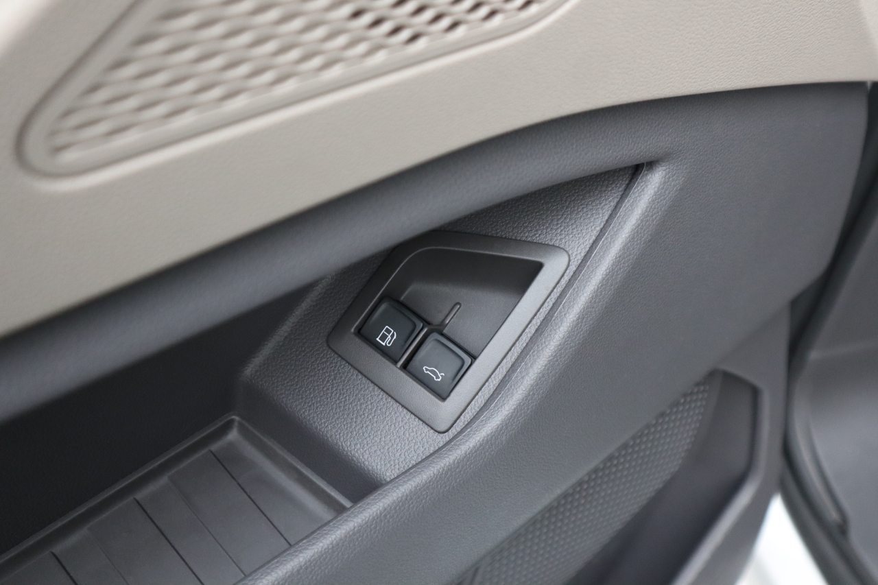 Taster elektrische Heckklappe Fahrertür für VW T7 ST