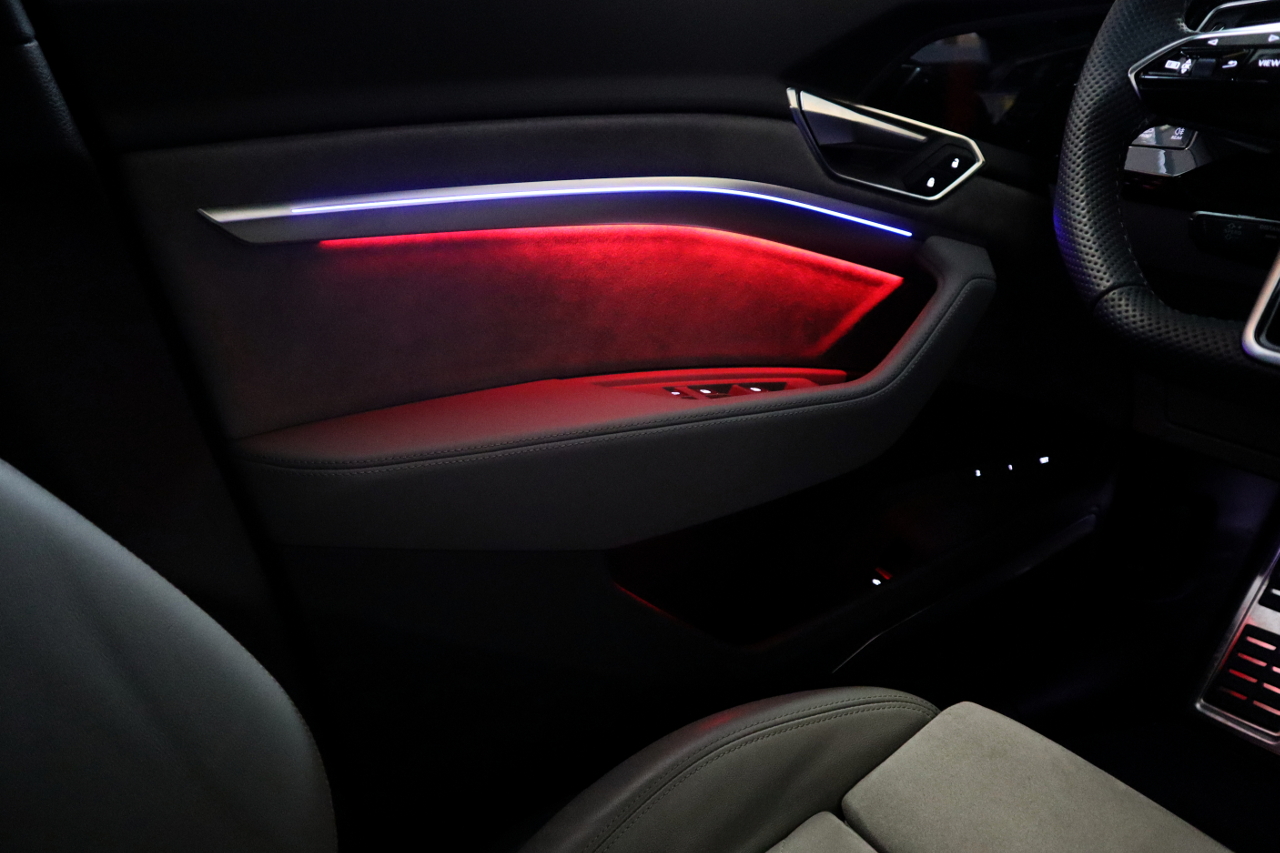 Komplettset Ambientenbeleuchtung für Audi e-tron GE