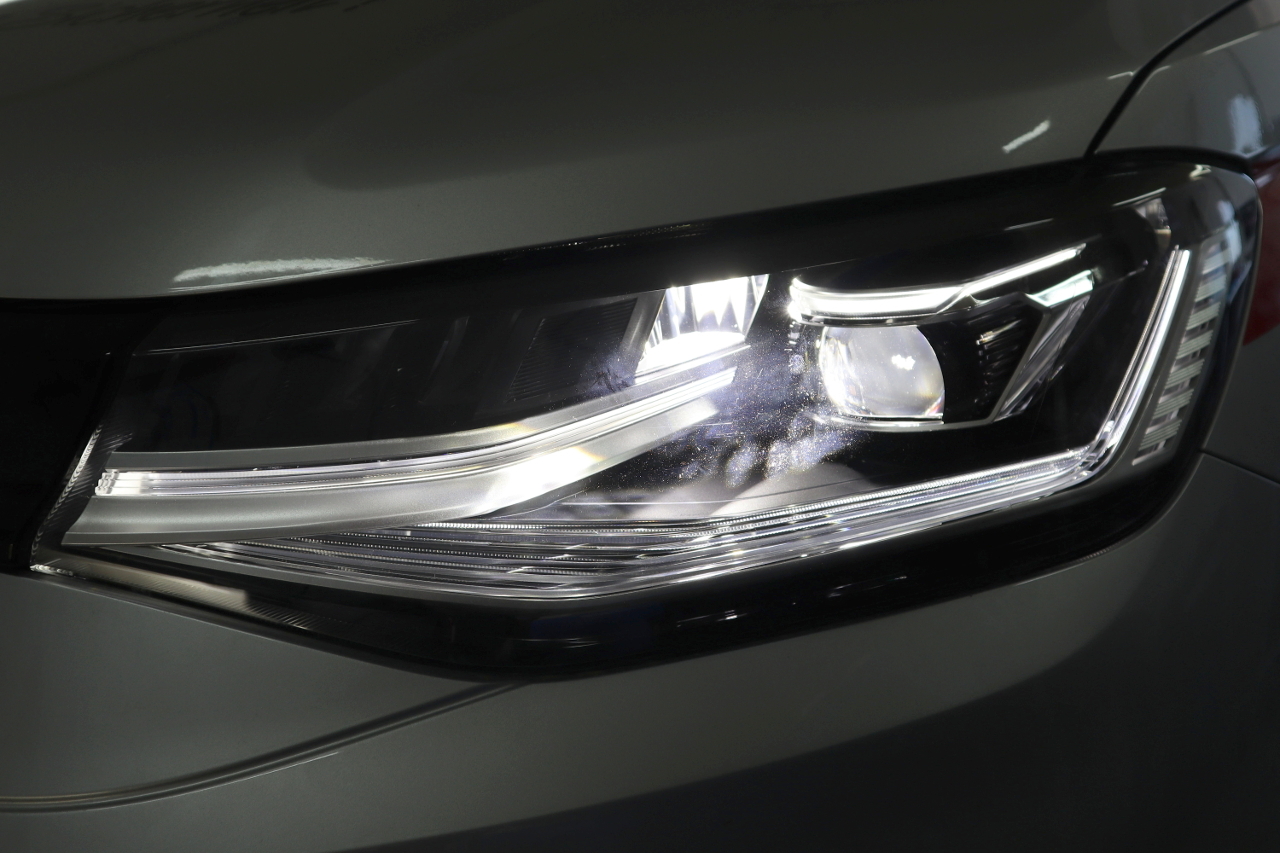 Full LED headlights LED TFL for VW Caddy SB