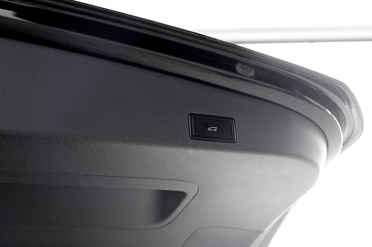 Electrical hatch back - complete for VW Touareg 7P