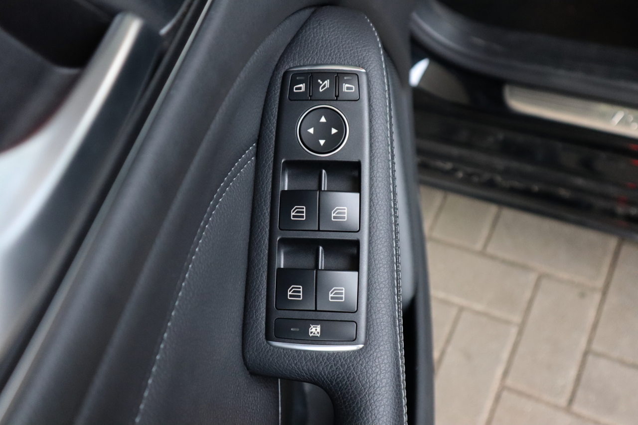 Komplettset el. anklappbare Außenspiegel Code 500 für Mercedes Benz B-Klasse W246