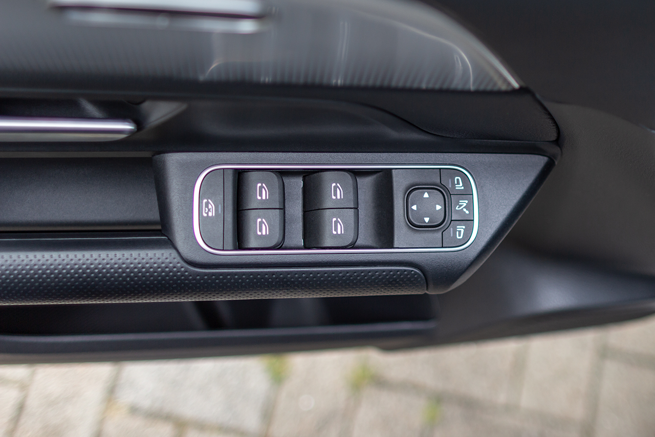 Komplettset el. anklappbare Außenspiegel Code 500 für Mercedes Benz GLA-Klasse H247