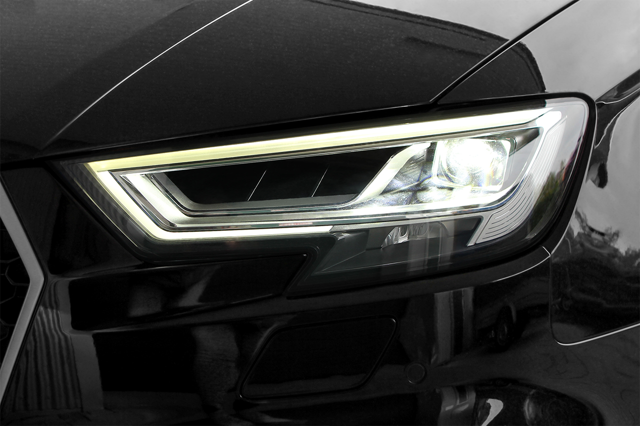 LED Matrix headlights with LED DRL and dynamic blinker for Audi A3 8V