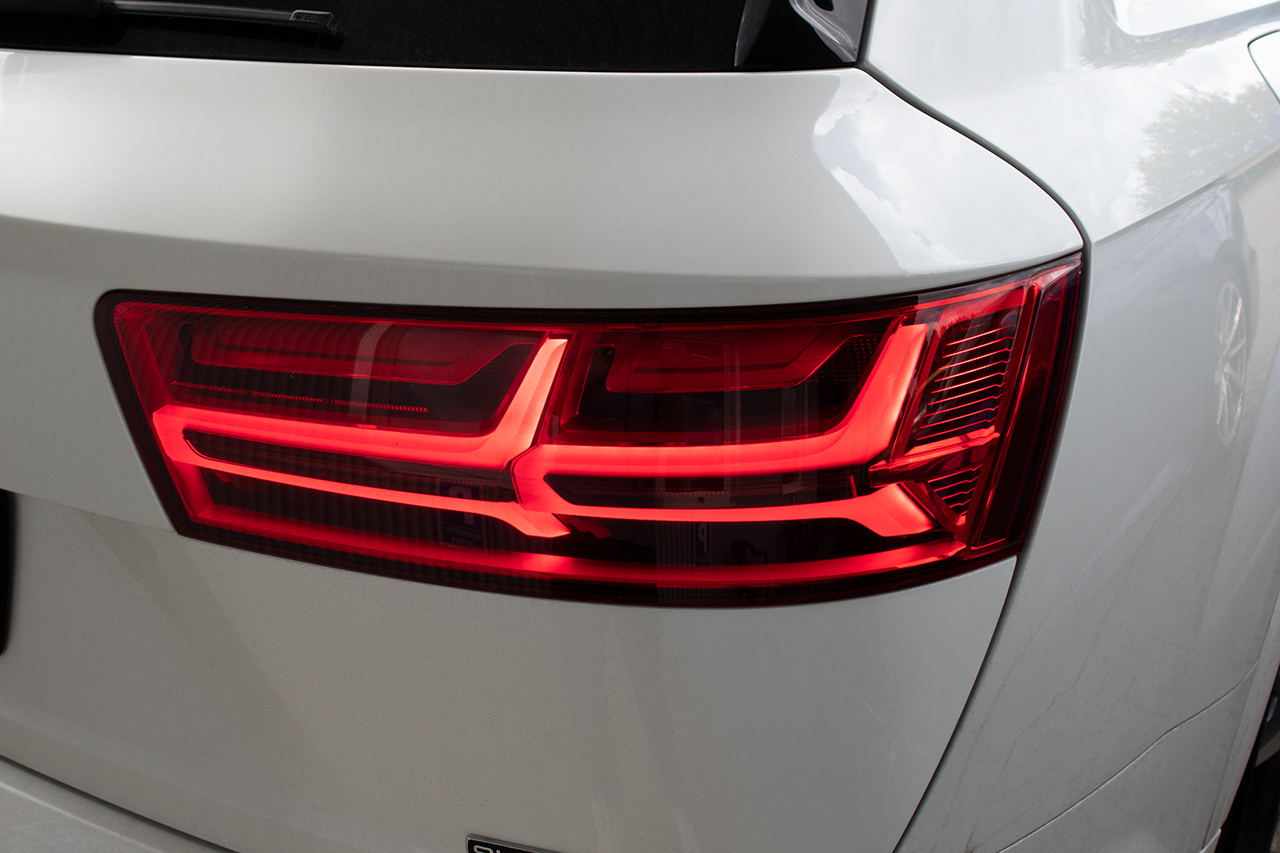 Complete set of LED rear lights for Audi Q7 4M