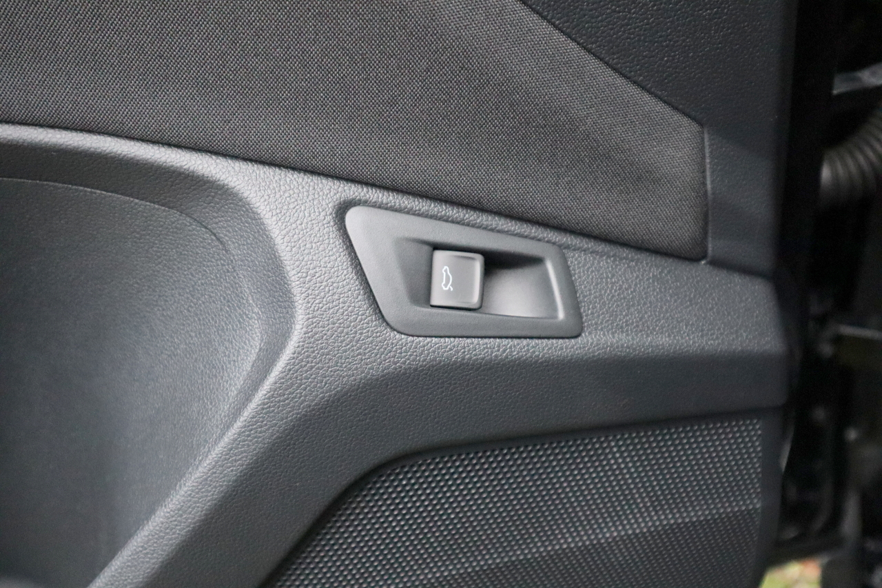 Taster elektrische Heckklappe Fahrertür für VW T-Roc A11