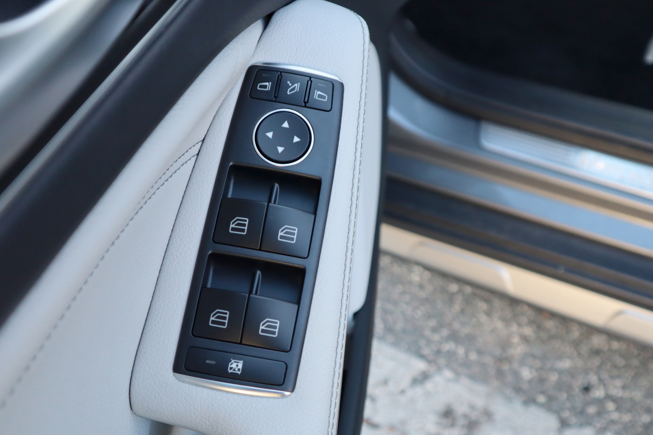 Komplettset el. anklappbare Außenspiegel Code 500 für Mercedes Benz GLA-Klasse X156