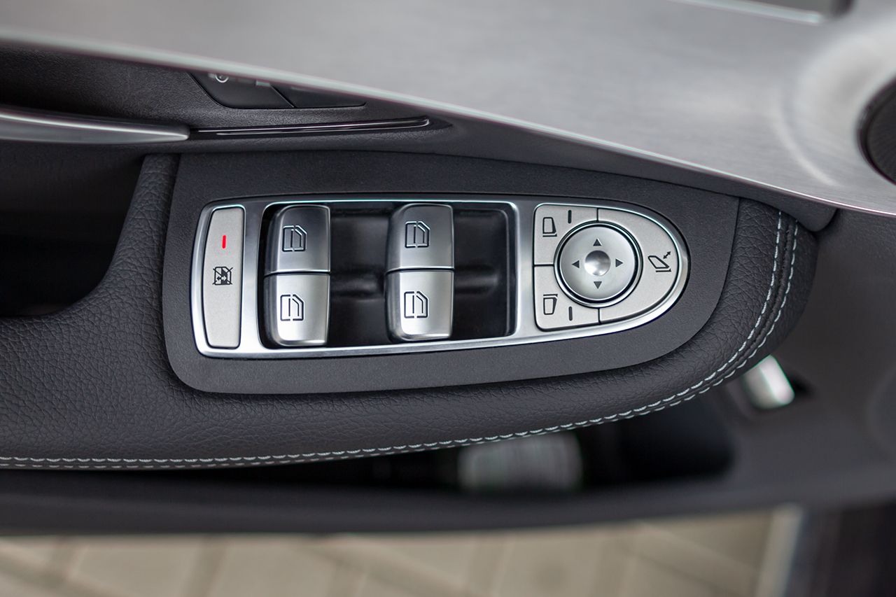 Complete el. set folding exterior mirrors code 500 for Mercedes Benz C-Class W205