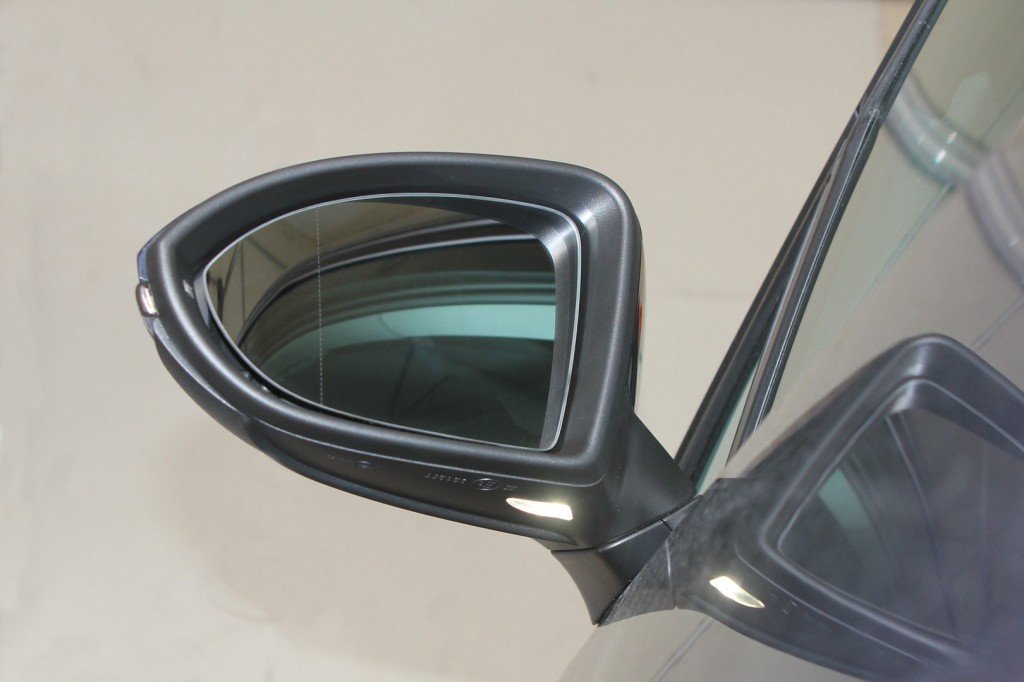 Complete set folding exterior mirrors for VW Touran 5T