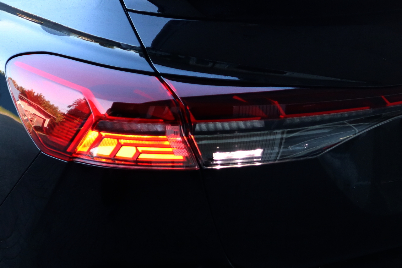 Komplett-Set LED-Heckleuchten mit dynamischen Blinklicht für Audi Q4 F4