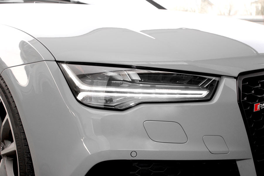 LED-Matrix-Scheinwerfer mit LED TFL und dynamische Blinker für Audi A7 4G