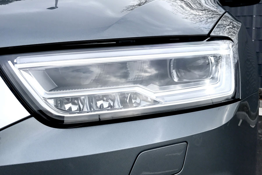 LED Headlights with LED daytime running lights DRL for Audi Q3 8U