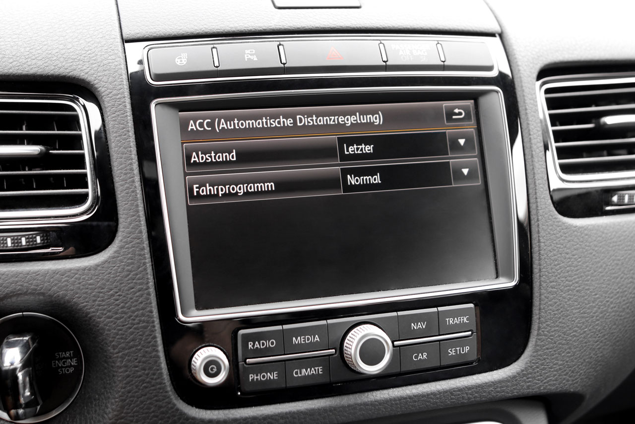 Adaptive cruise control (ACC) for VW Touareg 7P