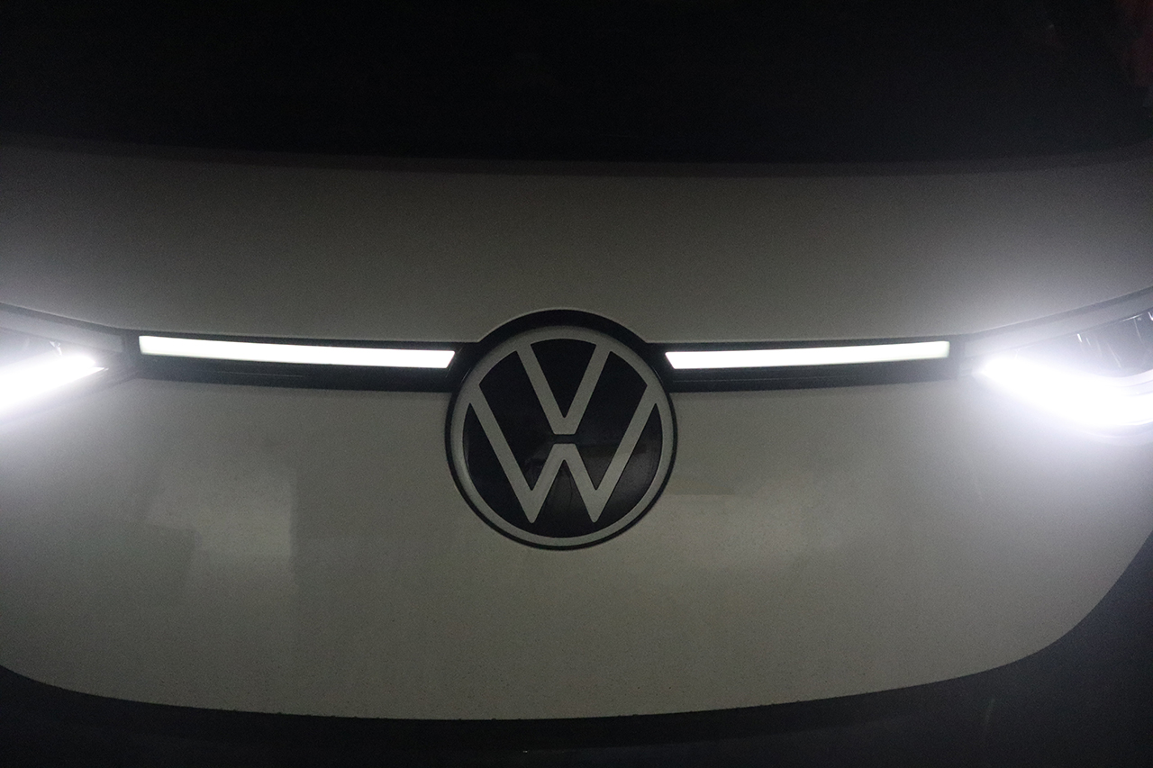 Complete set LED contour lighting radiator grille for VW ID-Buzz EB