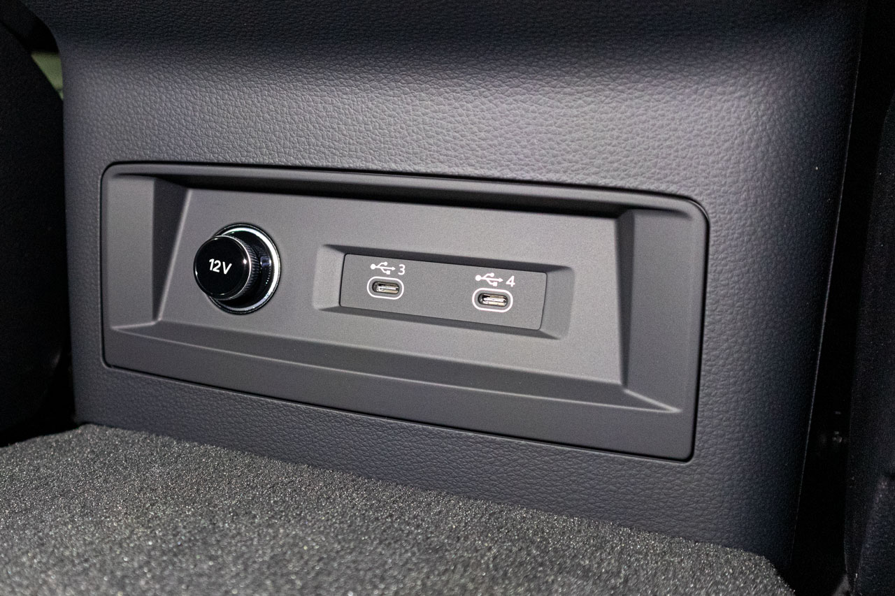 Komplettset USB Hub für Audi A7 4K